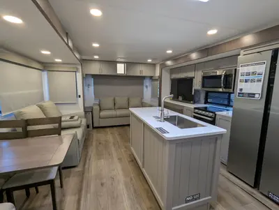 2026 Alliance RV Avenue 298RL photo 22