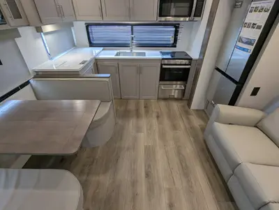 2026 Alliance RV Avenue 23ML photo 25