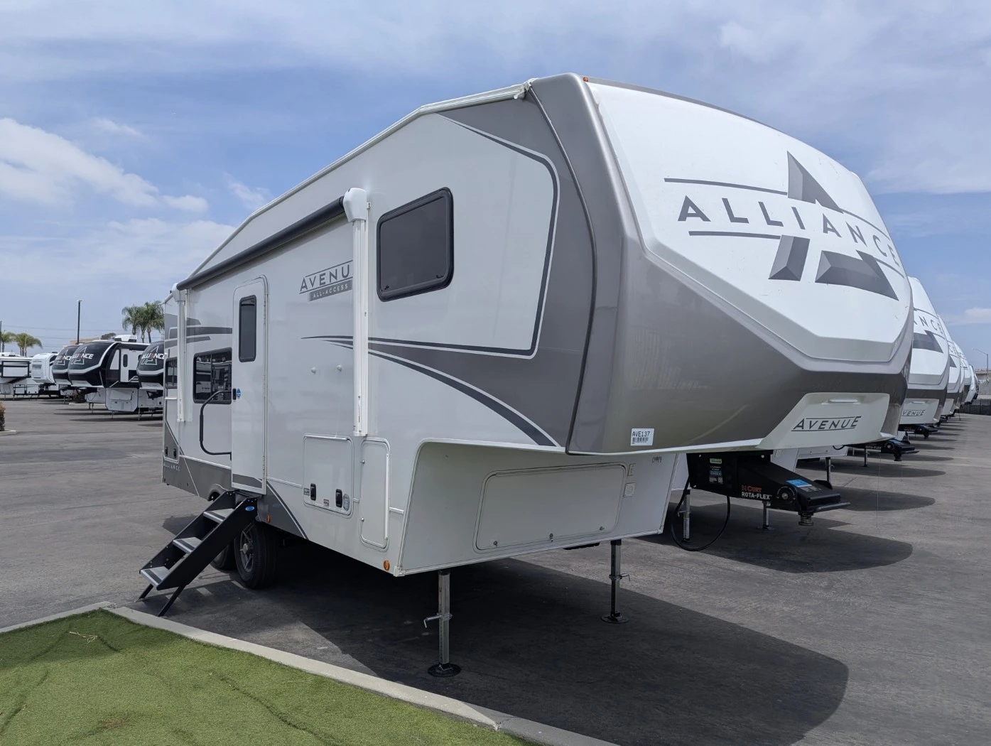 2026 Alliance RV Avenue 23ML exterior