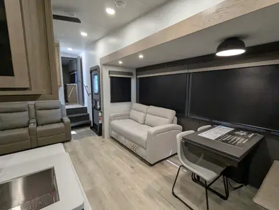 2026 Forest River Rockwood Signature R371RK photo 36