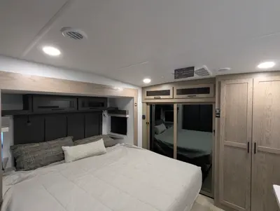 2026 Forest River Rockwood Signature R371RK photo 13