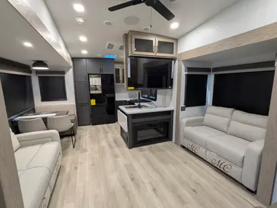 2026 Forest River Rockwood Signature R371RK photo 22