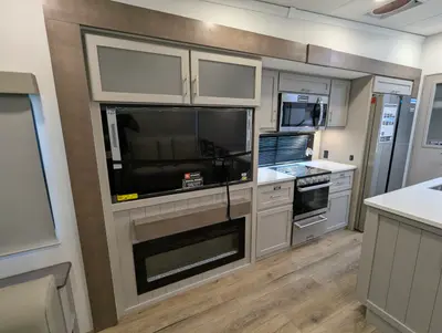2026 Alliance RV Avenue 32RLS photo 24