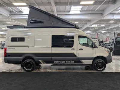2026 Storyteller Overland Crew Mode XL photo 9