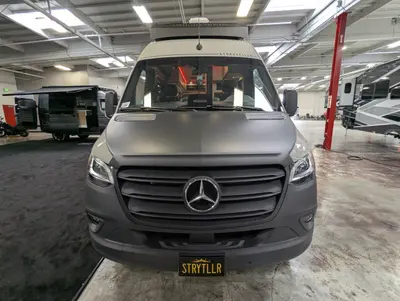 2026 Storyteller Overland Crew Mode XL photo 3