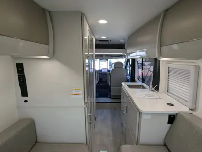 2027 Thor Motor Coach Tellaro 20U photo 26