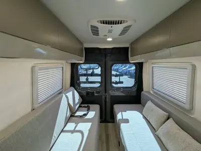 2027 Thor Motor Coach Tellaro 20U photo 23