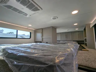 2026 Alliance RV Benchmark 44LFT photo 24