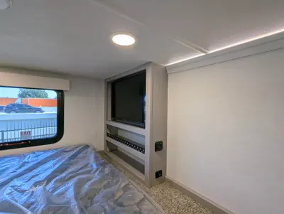 2026 Alliance RV Benchmark 44LFT photo 43