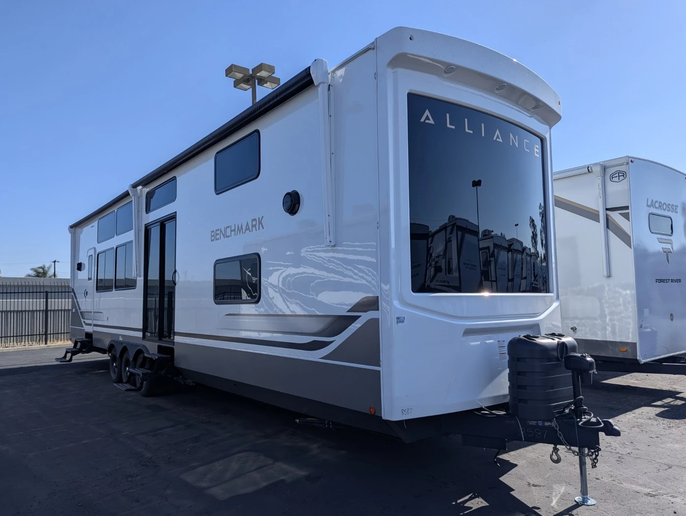 2026 Alliance RV Benchmark 44LFT exterior