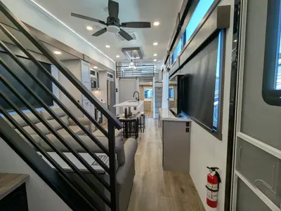 2026 Alliance RV Benchmark 44LFT photo 49