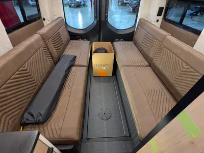 2026 Storyteller Overland Crew Mode XL photo 22