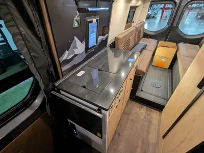 2026 Storyteller Overland Crew Mode XL photo 16