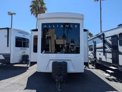2026 Alliance RV Benchmark 42LFT photo 4