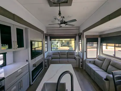 2026 Alliance RV Benchmark 42LFT photo 14