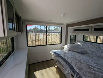 2026 Alliance RV Benchmark 42LFT photo 35