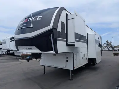 2026 Alliance RV Valor 35A14 photo 5