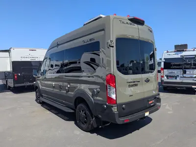 2027 Thor Motor Coach Talavera photo 8