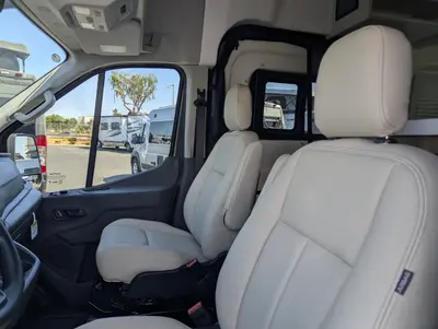2027 Thor Motor Coach Talavera photo 7