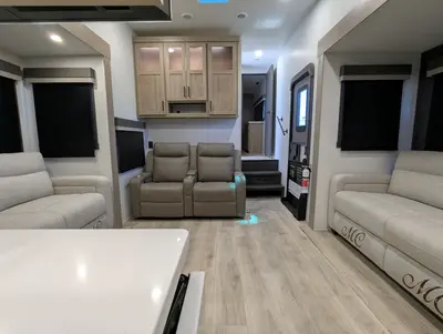 2026 Forest River Rockwood Signature R371RK photo 42