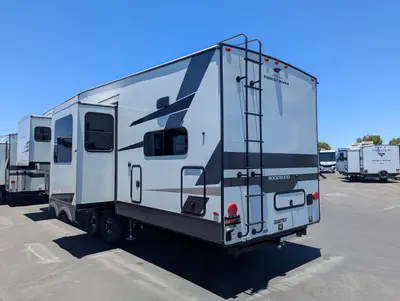 2026 Forest River Rockwood Signature R371RK photo 11