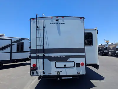 2026 Forest River Rockwood Signature R371RK photo 12