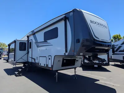New 2026 Forest River Rockwood Signature R371RK