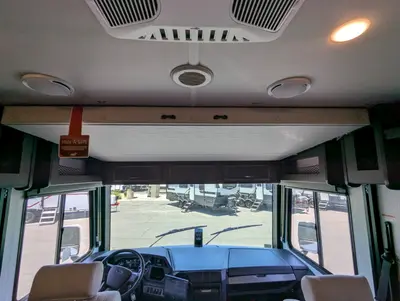 2026 Holiday Rambler Invicta photo 12