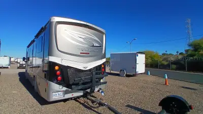 2015 FLEETWOOD EXCURSION photo 4