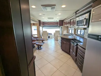 2011 Thor Motor Coach Astoria photo 35