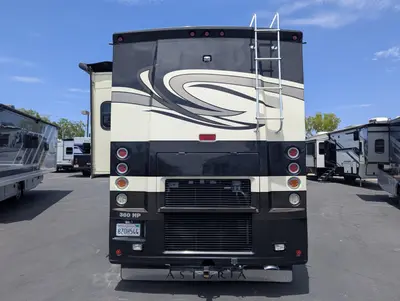 2011 Thor Motor Coach Astoria photo 6