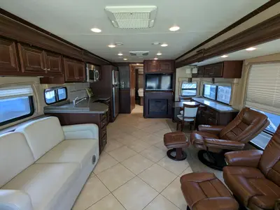 2011 Thor Motor Coach Astoria photo 13