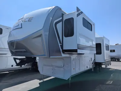 2027 Alliance RV Paradigm 312RK photo 4