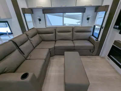 2027 Alliance RV Paradigm 312RK photo 23