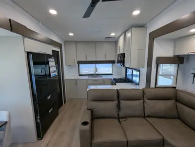 2027 Alliance RV Paradigm 312RK photo 20