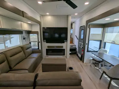 2027 Alliance RV Paradigm 312RK photo 30