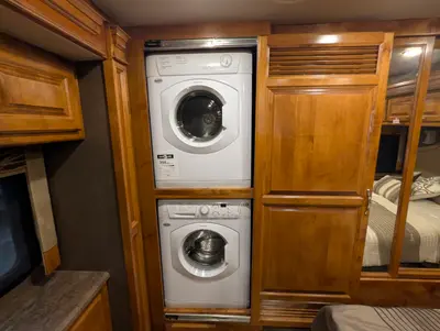 2016 Tiffin Allegro Red 38 QBA photo 31