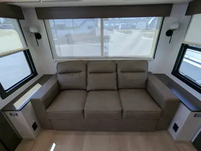 2027 Alliance RV Paradigm 310RL photo 21