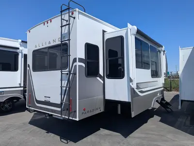 2027 Alliance RV Paradigm 310RL photo 5