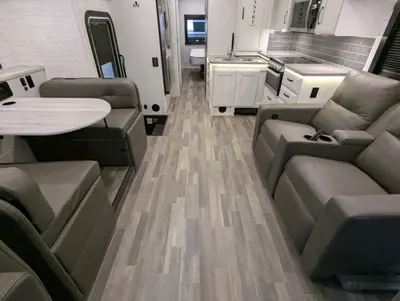 2025 Entegra Coach Vision XL 31UL photo 12