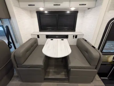 2025 Entegra Coach Vision XL 31UL photo 14
