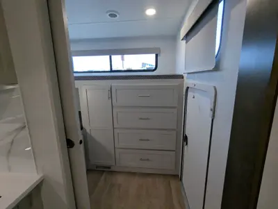 2027 Alliance RV Avenue photo 43
