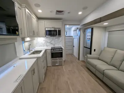 2027 Alliance RV Avenue photo 31