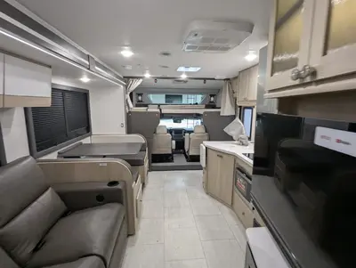 2026 Coachmen Entourage 340BH photo 41