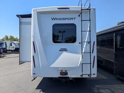 2027 Thor Motor Coach Windsport photo 8