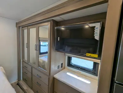 2027 Thor Motor Coach Windsport photo 43