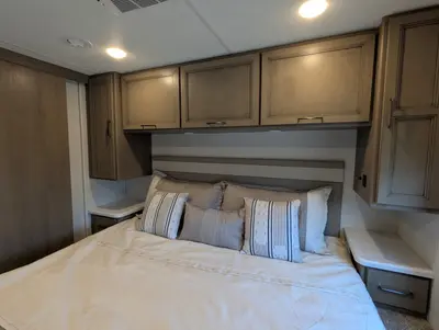 2027 Thor Motor Coach Windsport photo 44