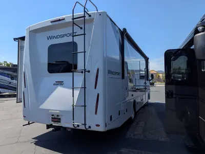 2027 Thor Motor Coach Windsport photo 9