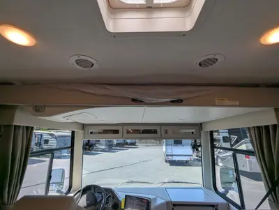 2027 Thor Motor Coach Windsport photo 19