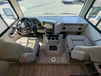 2027 Thor Motor Coach Windsport photo 17